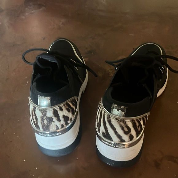 Michael Kors Black and white and animal design  in back wedge sneakers - Picture 3 of 5